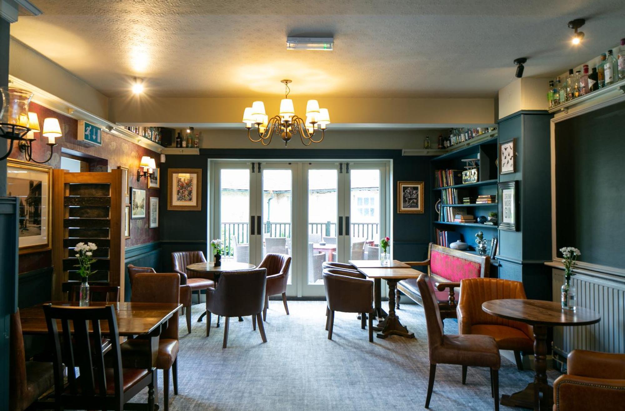 The Cowdray Arms Acomodação com café da manhã Worth  Exterior foto