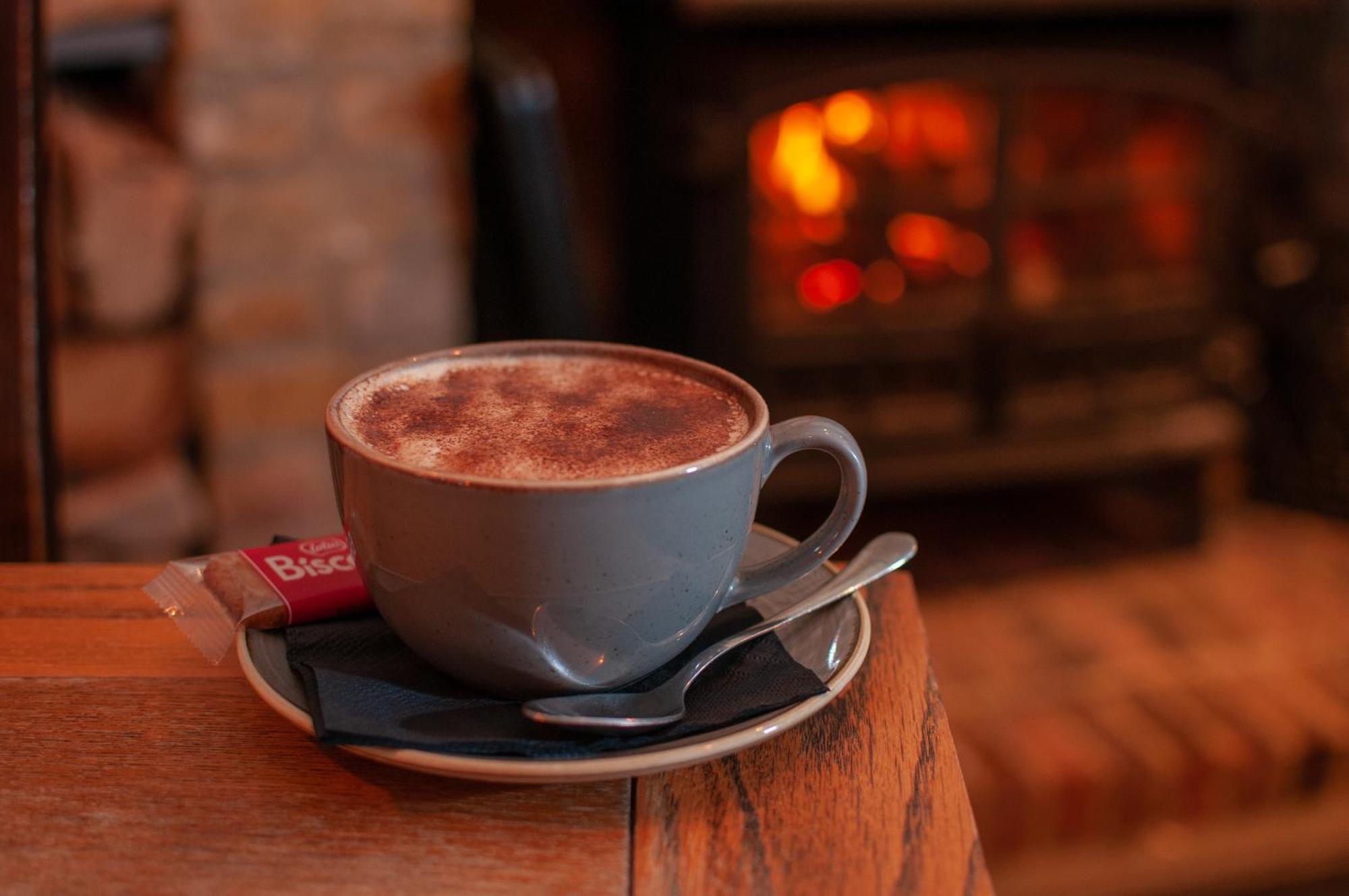 The Cowdray Arms Acomodação com café da manhã Worth  Exterior foto