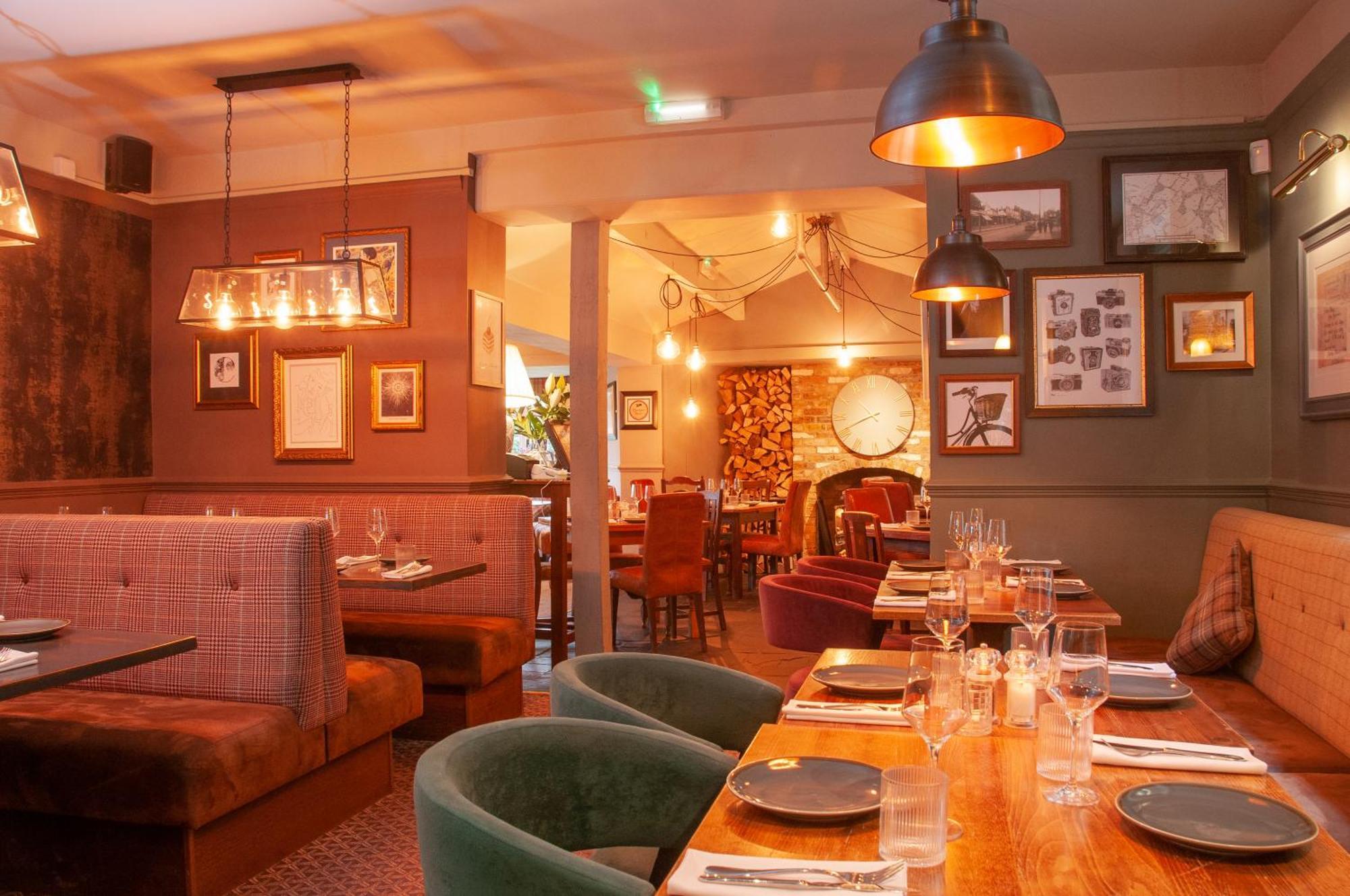 The Cowdray Arms Acomodação com café da manhã Worth  Exterior foto