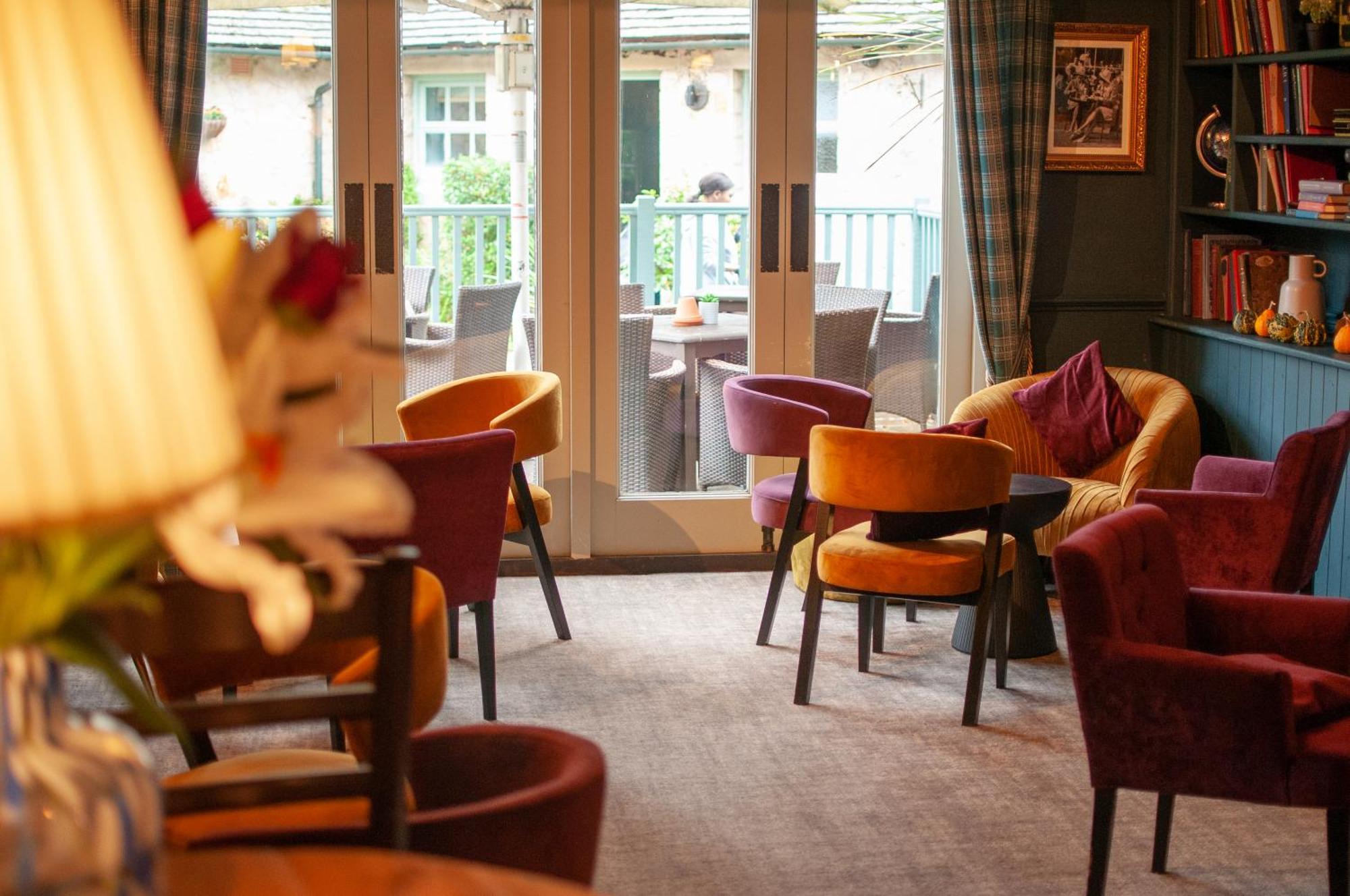 The Cowdray Arms Acomodação com café da manhã Worth  Exterior foto